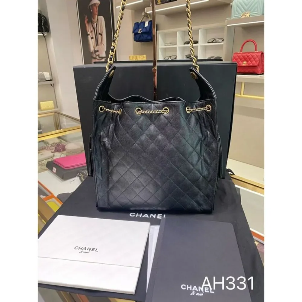 Chanel Women Pre-Loved Bag Very Good Condition
